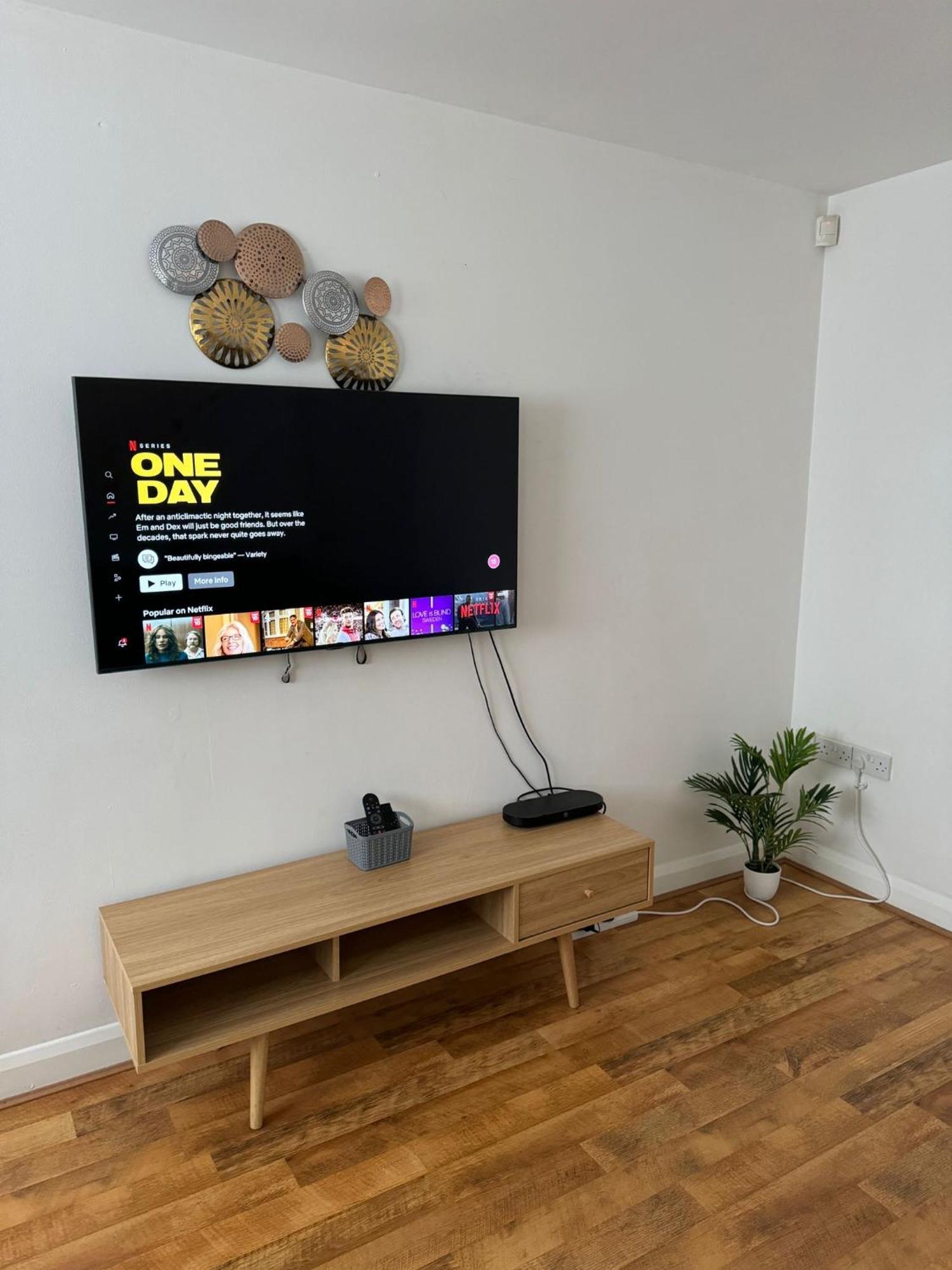 Home Sleeps5-Netflix-Parking-Near City Centre-Etihad-Coop Live Manchester Exterior foto