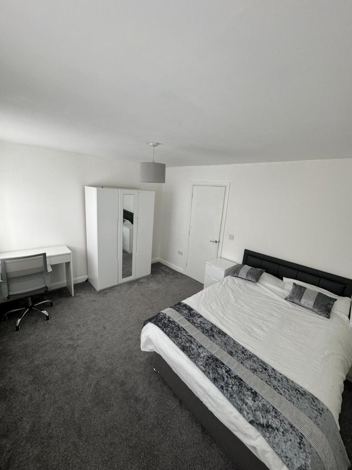 Home Sleeps5-Netflix-Parking-Near City Centre-Etihad-Coop Live Manchester Exterior foto